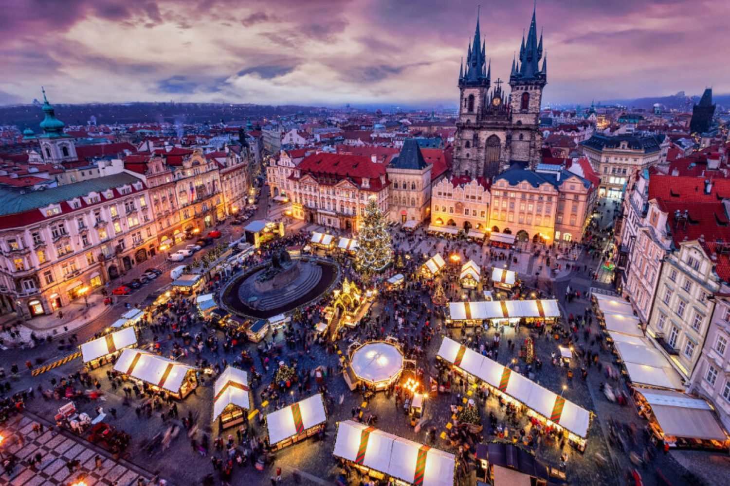 czech-republic-prague-winter-lights-1024x683